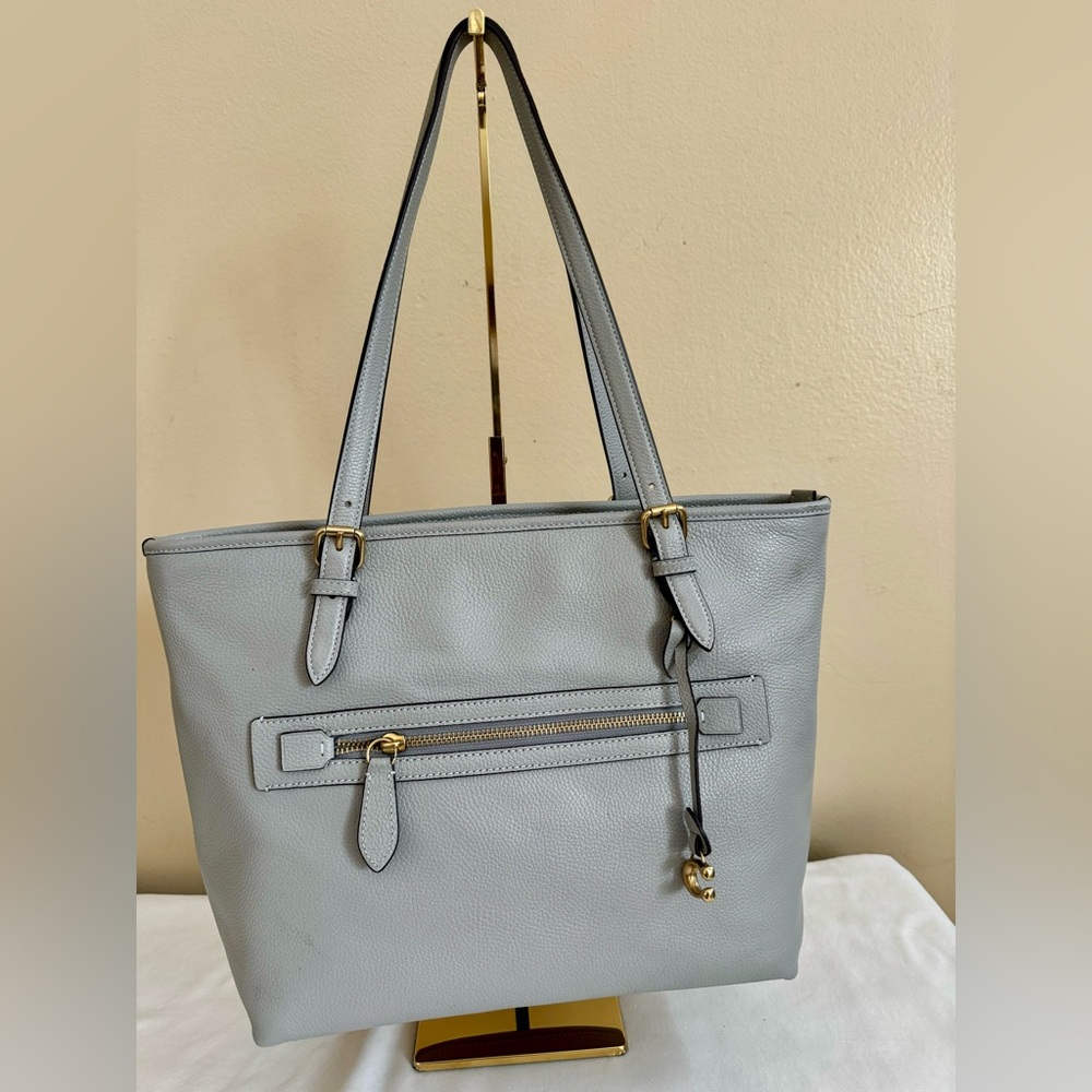 COACH Taylor Pebbled Leather Tote Bag-Dove Grey CC395